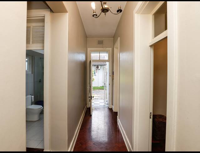 2.5 BEDROOM APARTMENT FOR SALE IN ESSENWOOD